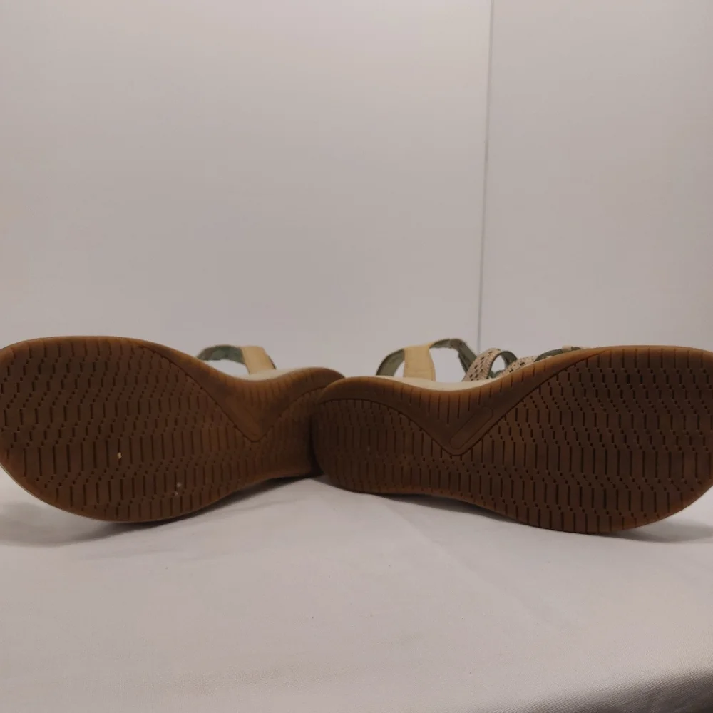 Baretraps Wavirly Women's Sandal-Size‎ 8.5M